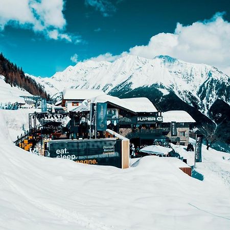 Super G Hotell Courmayeur Eksteriør bilde